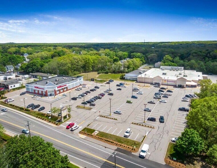 More Photos Of 1479 Newman Ave, Seekonk General Retail For Sale