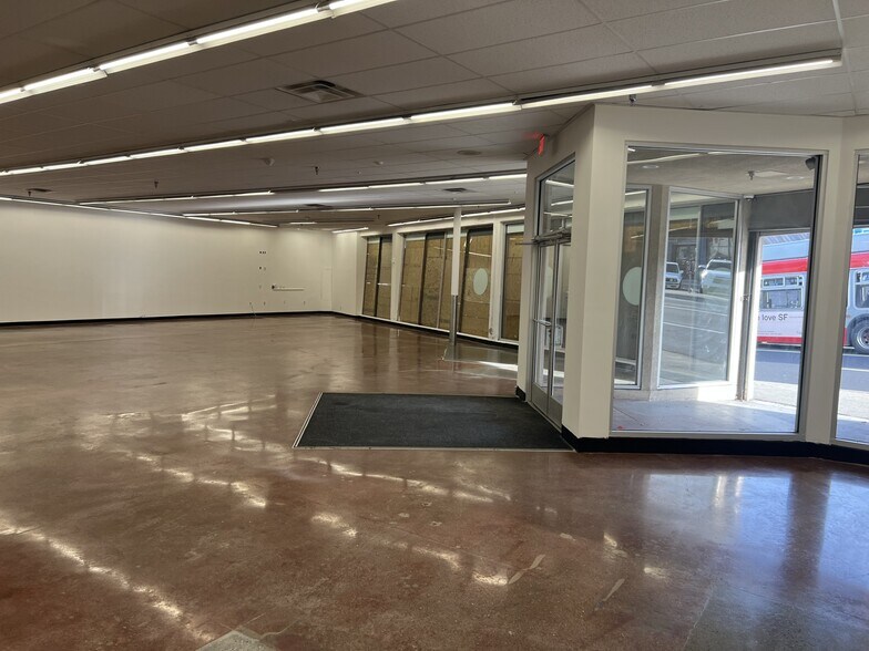More Photos Of 6232 Mission St, Daly City Freestanding For Lease