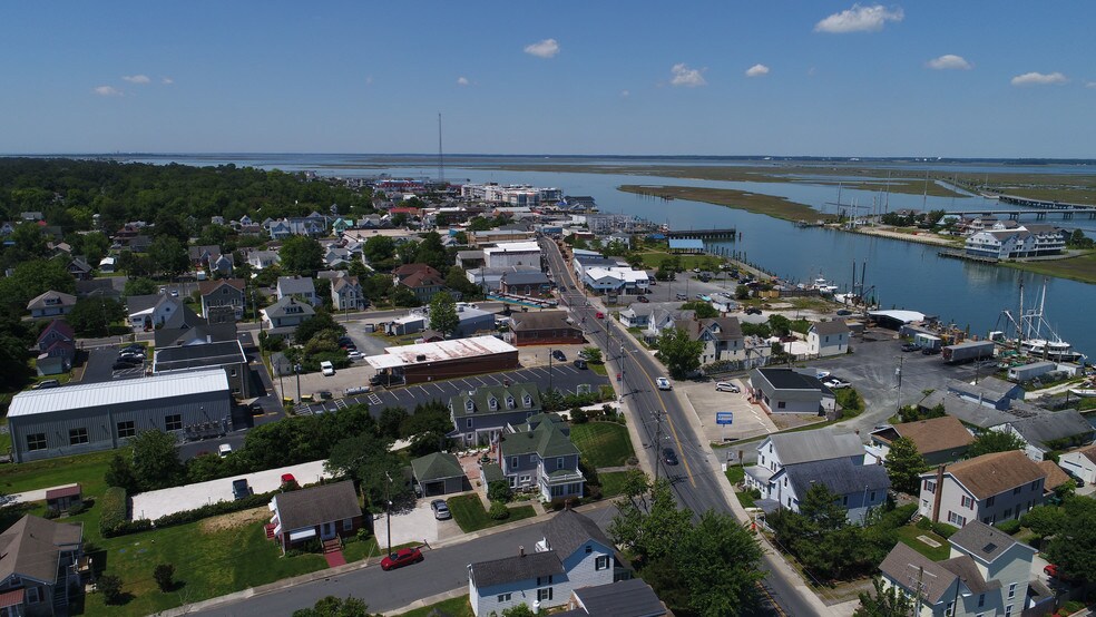 More Photos Of 4141 Main St, Chincoteague Island Hospitality For Sale