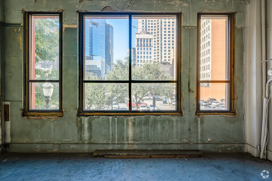 More Photos Of 421 Fannin St, Houston Office For Sale