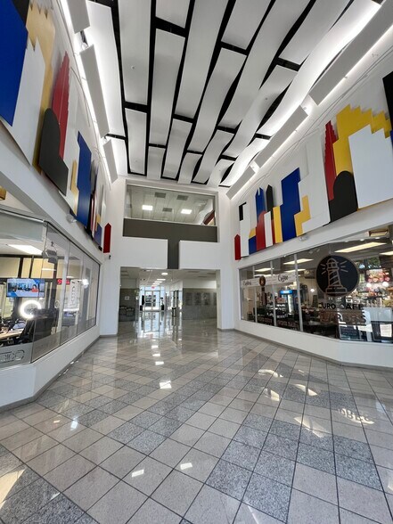 More Photos Of 7791 NW 46th St, Doral Office For Sale