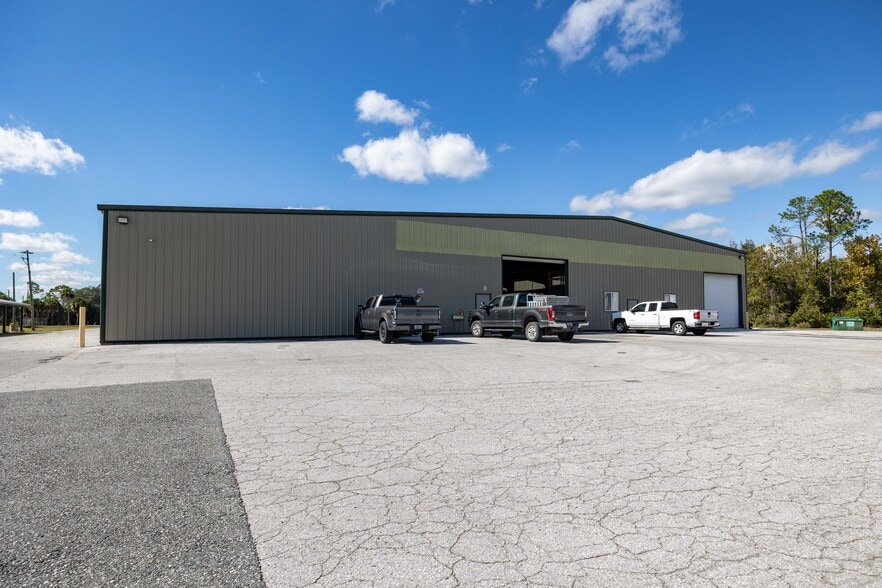 Primary Photo Of 3710-3719 E Us-90, Lake City Manufacturing For Lease