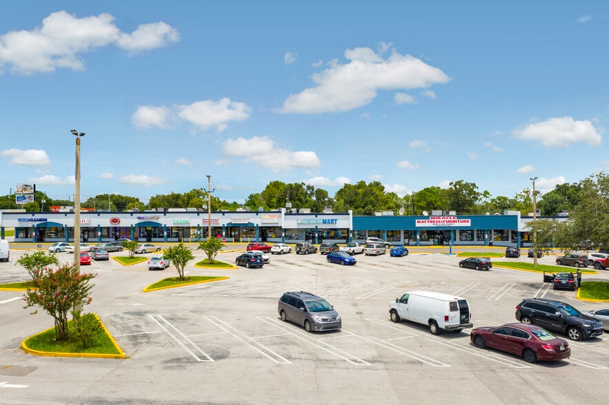 More Photos Of 2625 N Hiawassee Rd, Orlando Storefront For Sale
