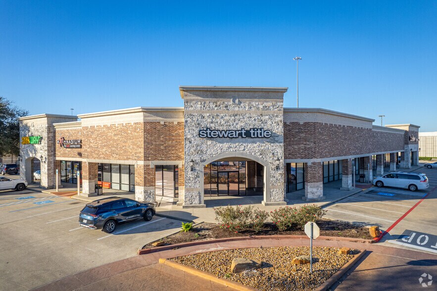 More Photos Of 14020-14090 FM-2920, Tomball Unknown For Lease