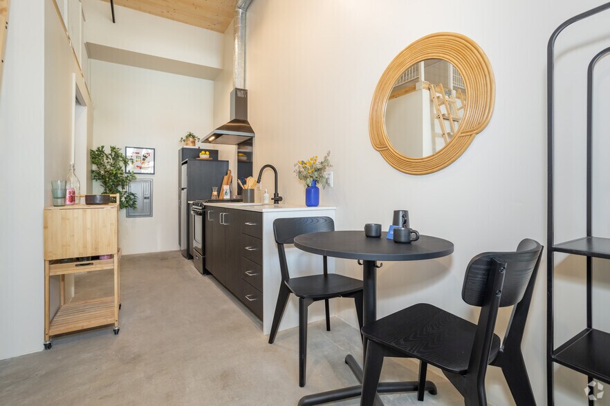 More Photos Of 820 S St, Sacramento Apartments For Sale