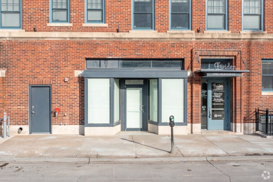 More Photos Of 1760 Jackson St, Omaha Apartments For Lease