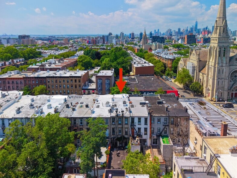 More Photos Of 137 7th Ave, Brooklyn Storefront Retail Residential For Sale