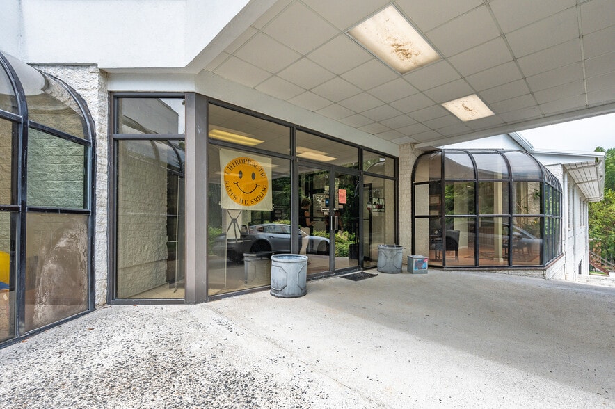 More Photos Of 7327 Timberlake Rd, Lynchburg Medical For Sale