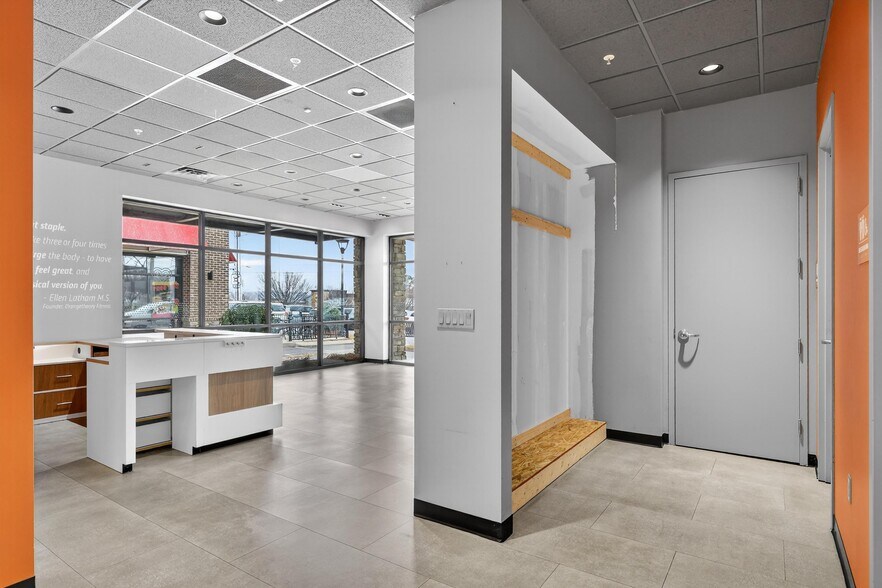 More Photos Of 682-688 Paul Huff Pky, Cleveland Freestanding For Lease