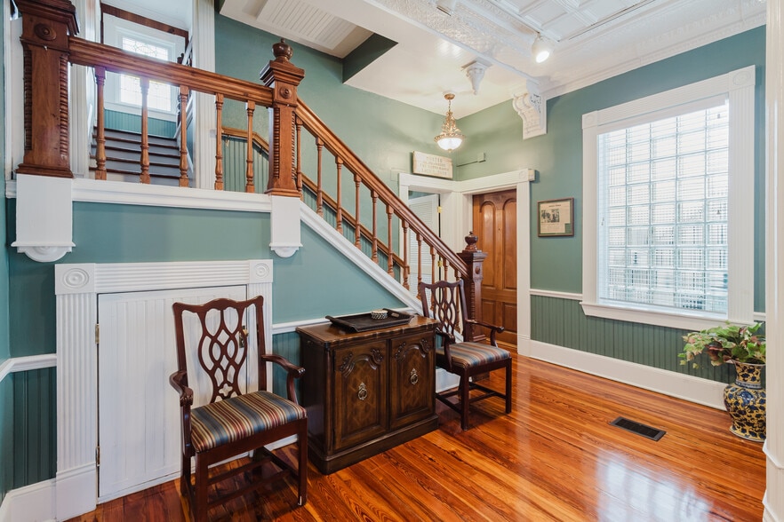 More Photos Of 37951 Meridian Ave, Dade City Office For Sale