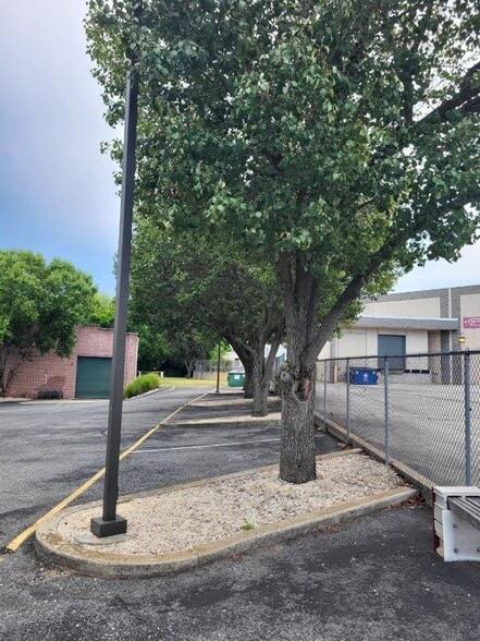 More Photos Of 1601 N Jessup St, Wilmington Manufacturing For Sale