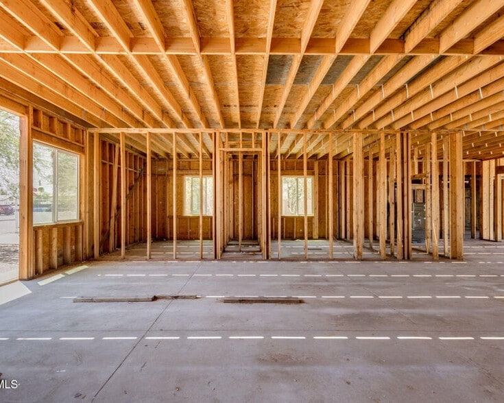 More Photos Of 2210 W Morten Ave, Phoenix Apartments For Sale