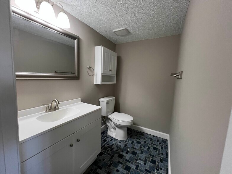 More Photos Of 4651 Ladson Rd, Ladson Apartments For Sale