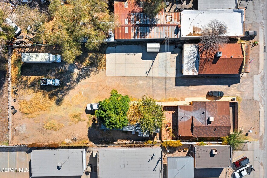 More Photos Of 3984 Doniphan Dr, El Paso General Retail For Sale