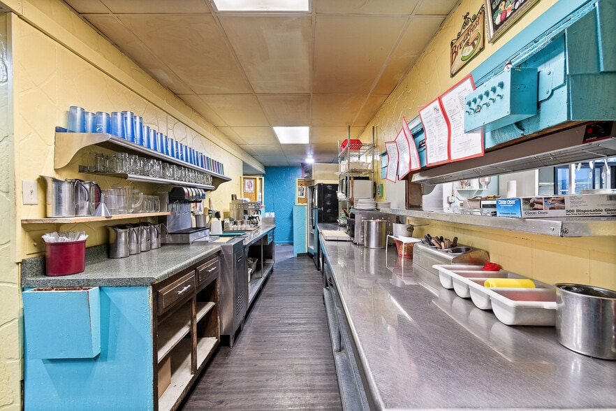 More Photos Of 816 Harrison Ave SW, Canton Restaurant For Sale