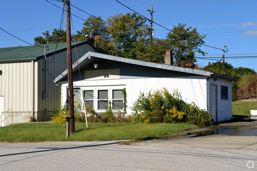 More Photos Of 260 Old Nicholson Rd, Walton Warehouse For Sale