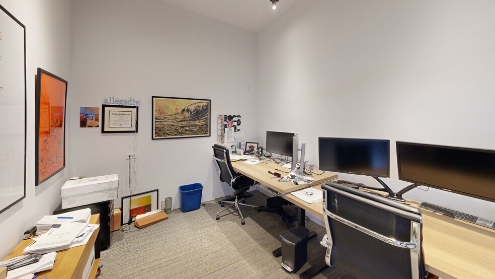 More Photos Of 1643 N Milwaukee Ave, Chicago Office For Lease