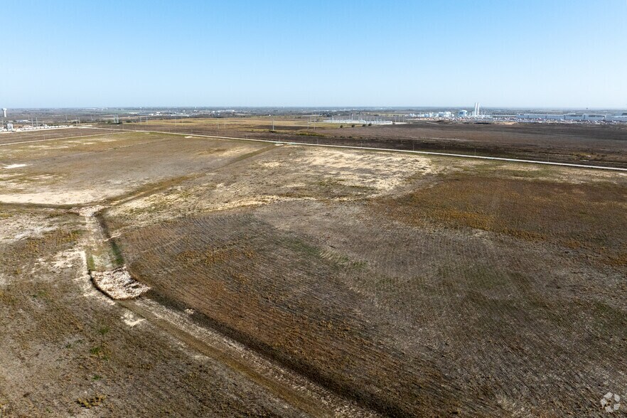 More Photos Of 201 FM 3349, Taylor Land For Sale