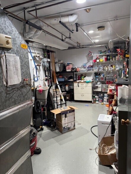 More Photos Of 105 Pearl St, Ypsilanti Office For Lease