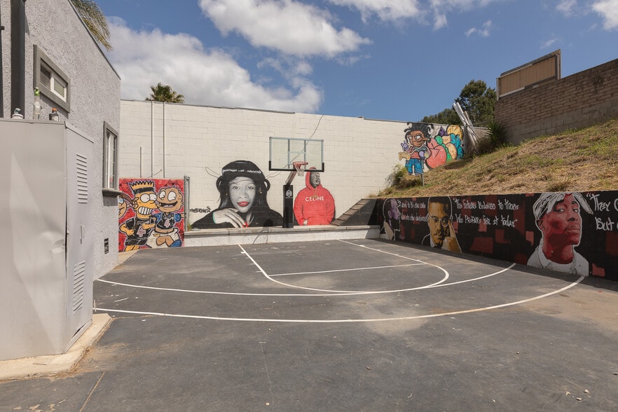 More Photos Of 1544 Anaheim St, Harbor City Storefront Retail Residential For Sale