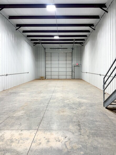 More Photos Of 3610 South County Rd, Midland Warehouse For Sale