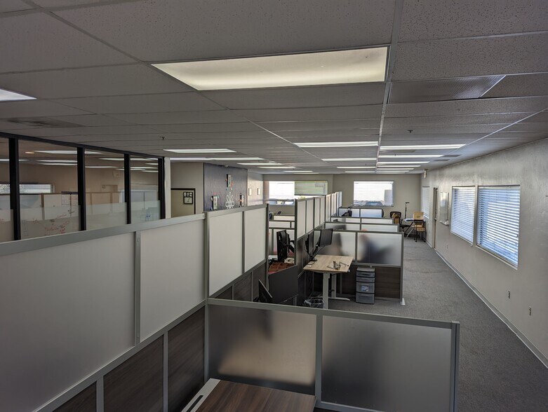 More Photos Of 180 W Magee Rd, Tucson Medical For Lease