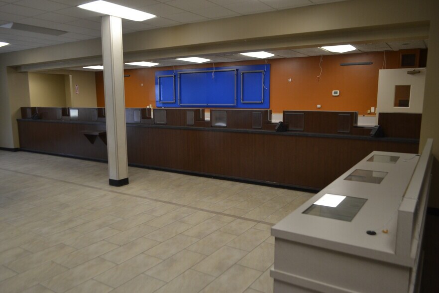 More Photos Of 1366 E Main St, Shrub Oak Unknown For Lease