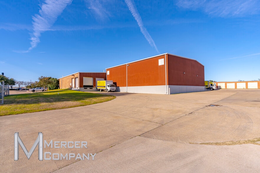 More Photos Of 930 E Highway 67, Duncanville Warehouse For Sale
