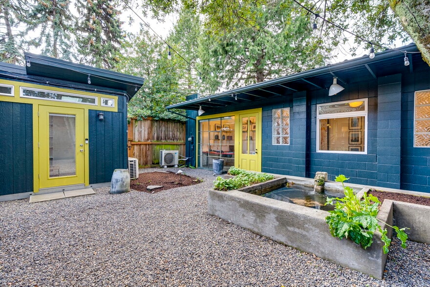 More Photos Of 1825 SE 7th Ave, Portland Loft Creative Space For Sale