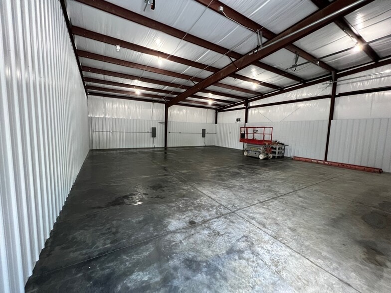 More Photos Of 660 NE US Highway 24, Topeka Industrial For Lease