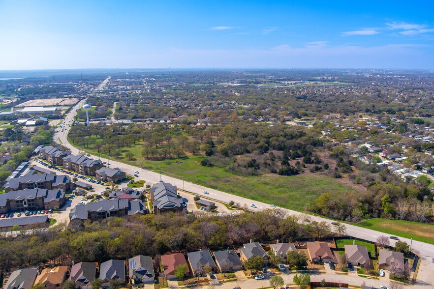 More Photos Of 502 N Shady Shores Dr, Lake Dallas Land For Sale