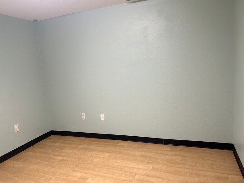 More Photos Of 3869 Nova Rd, Port Orange Office For Lease