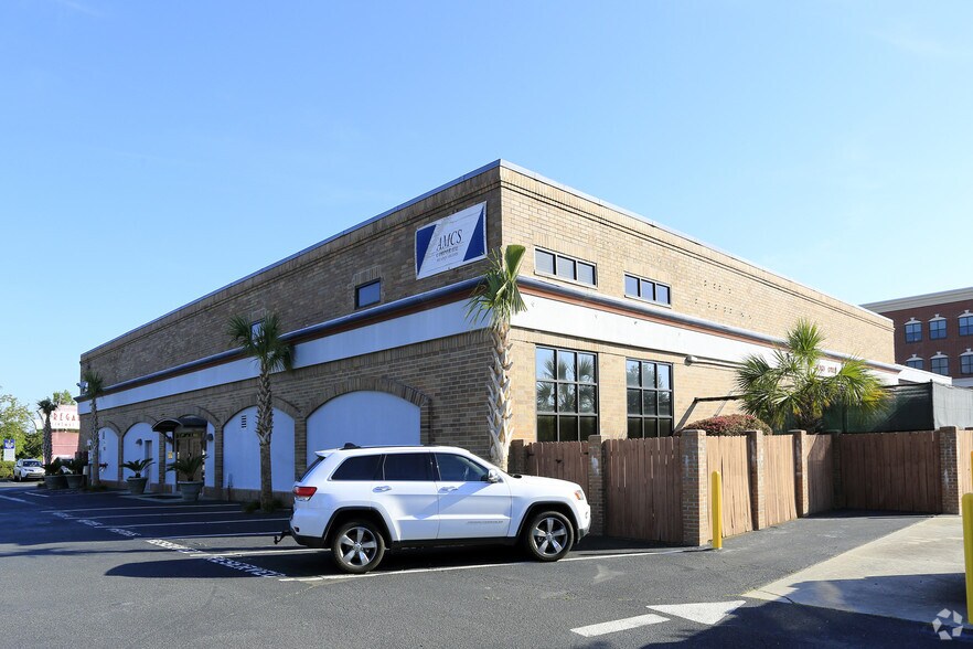 More Photos Of 2409 Mall Dr, North Charleston Freestanding For Lease