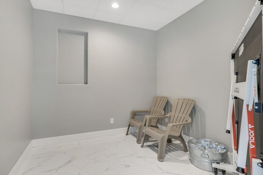 More Photos Of 4187 S Pecos Rd, Las Vegas Medical For Sale