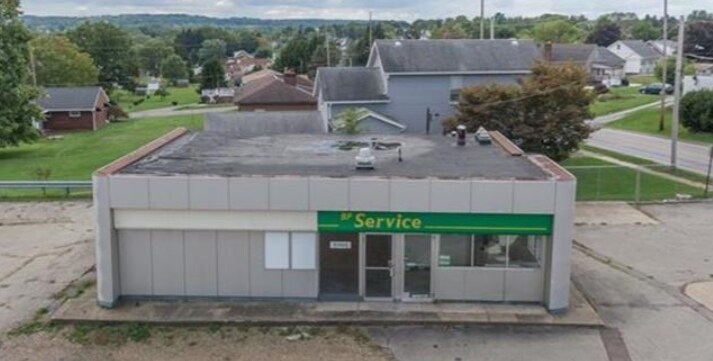Primary Photo Of 1206 Butler Ave, New Castle Convenience Store For Sale