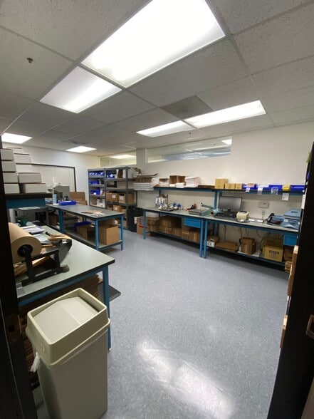 More Photos Of 365 Woodview Ave, Morgan Hill Warehouse For Lease