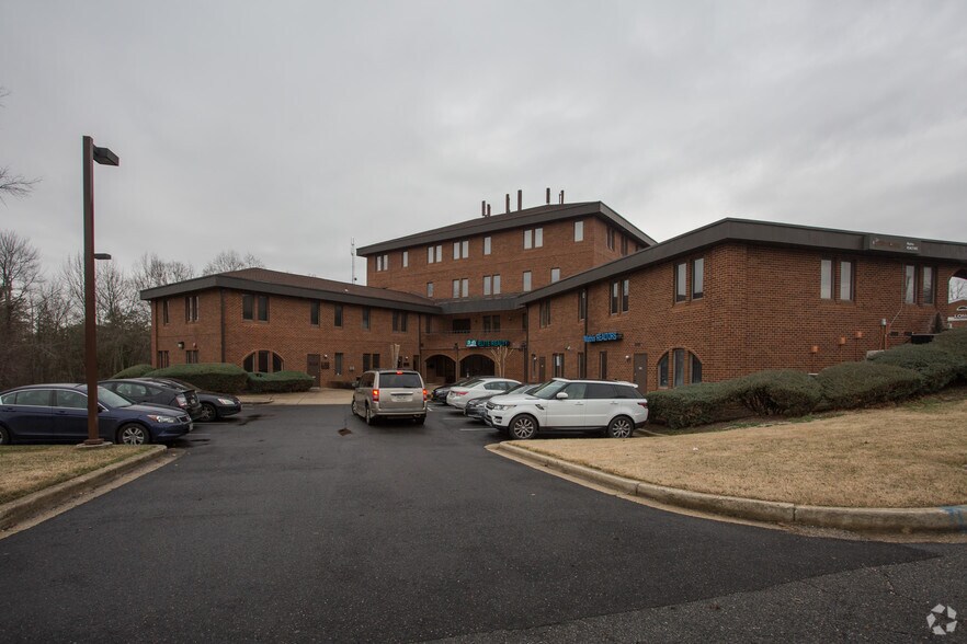 More Photos Of 10903 Indian Head Hwy, Fort Washington Office For Lease