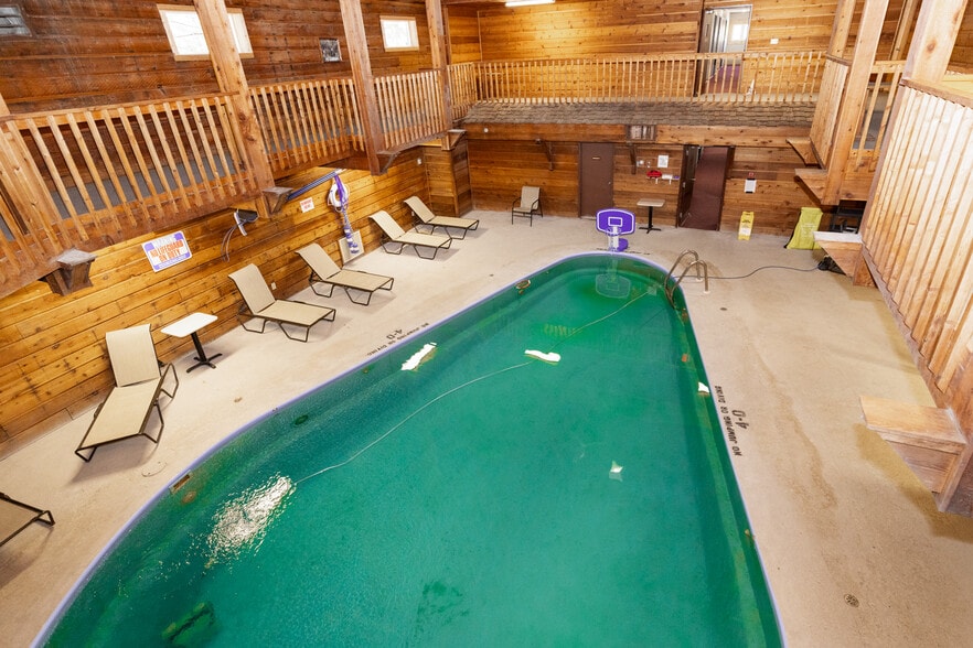 More Photos Of 9966 N State Road 27, Hayward Hotel For Sale