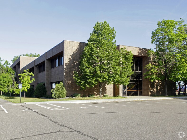 Primary Photo Of 750 S Plaza Dr, Saint Paul Medical For Lease