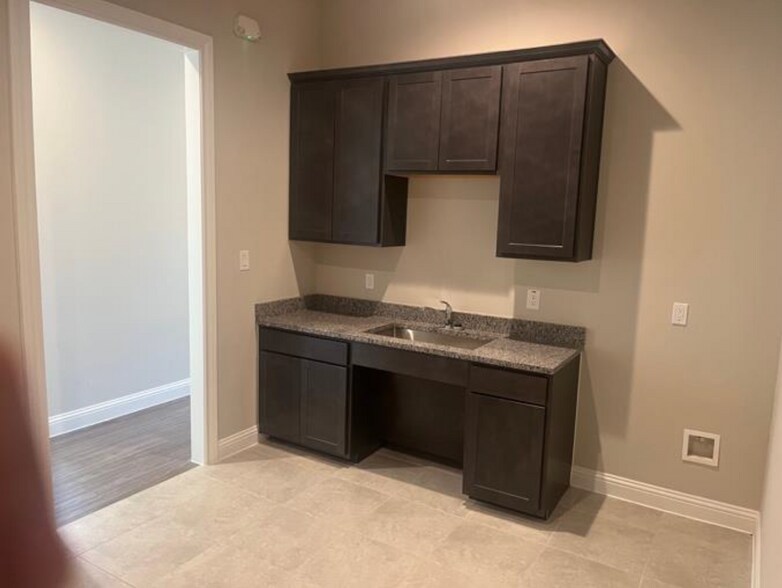 More Photos Of 2601 Little Elm Pky, Little Elm Medical For Lease