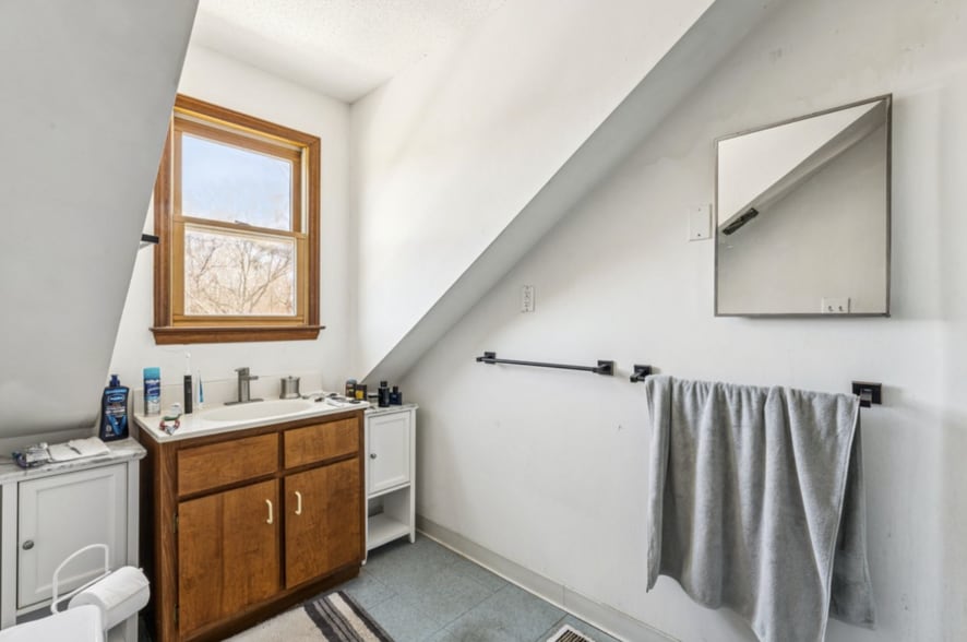 More Photos Of 1222 Hardin Rd, Dallas Flex For Lease