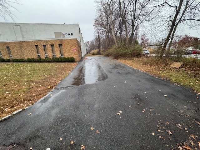 More Photos Of 24 Pier Ln W, Fairfield Warehouse For Sale