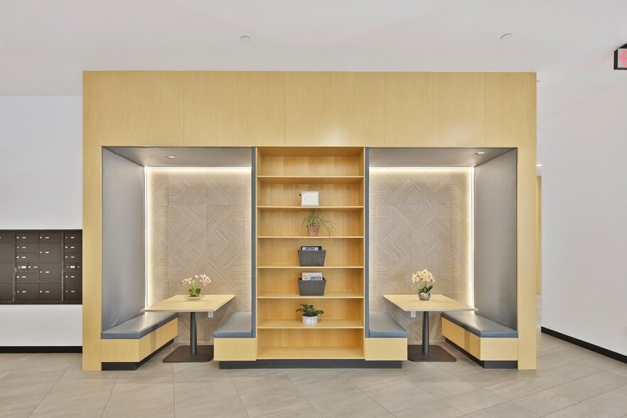 More Photos Of 199 S Los Robles Ave, Pasadena Office For Lease