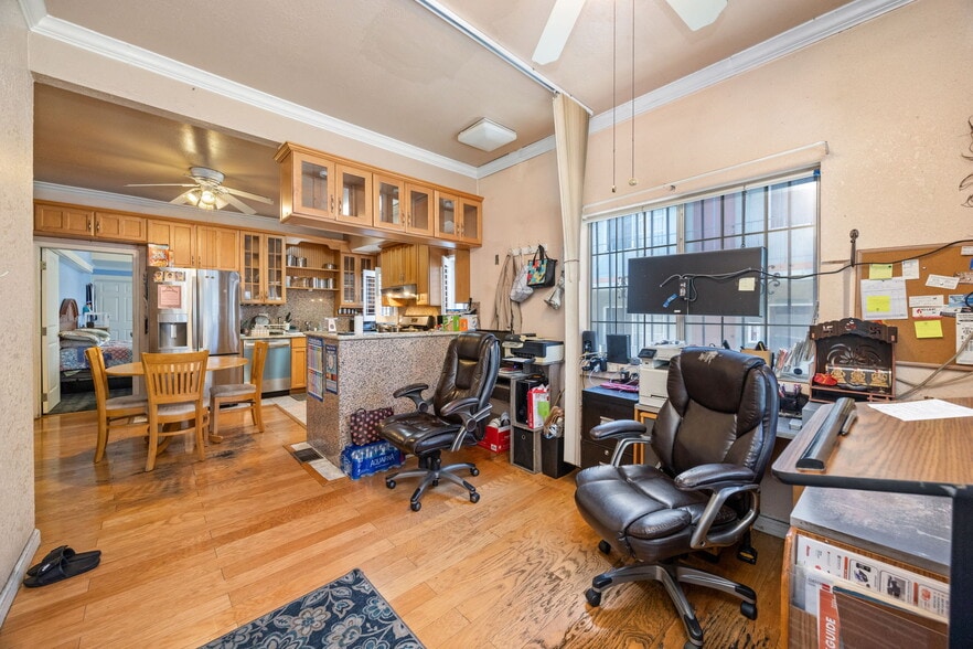 More Photos Of 451 E Vernon Ave, Los Angeles Hotel For Sale