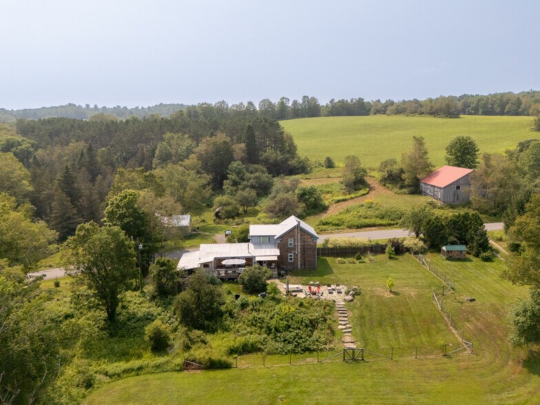 More Photos Of 396 Austin Rd, Jefferson Hospitality For Sale
