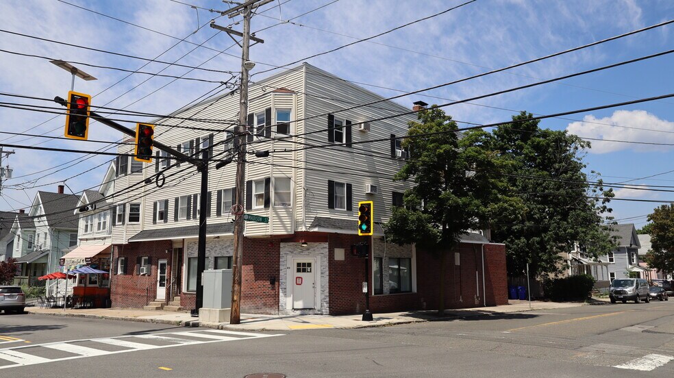 More Photos Of 95 Medford St, Malden Apartments For Sale