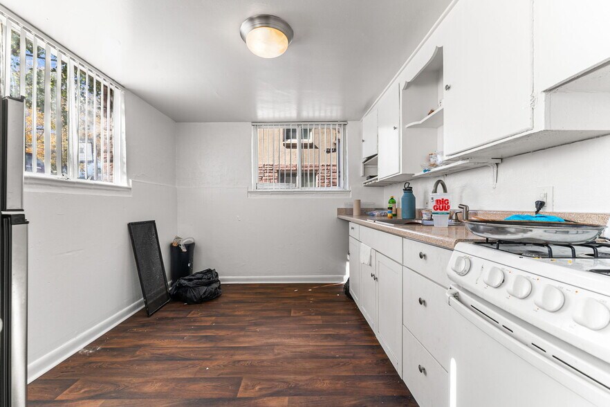 More Photos Of 1435 Depew St, Lakewood Apartments For Sale