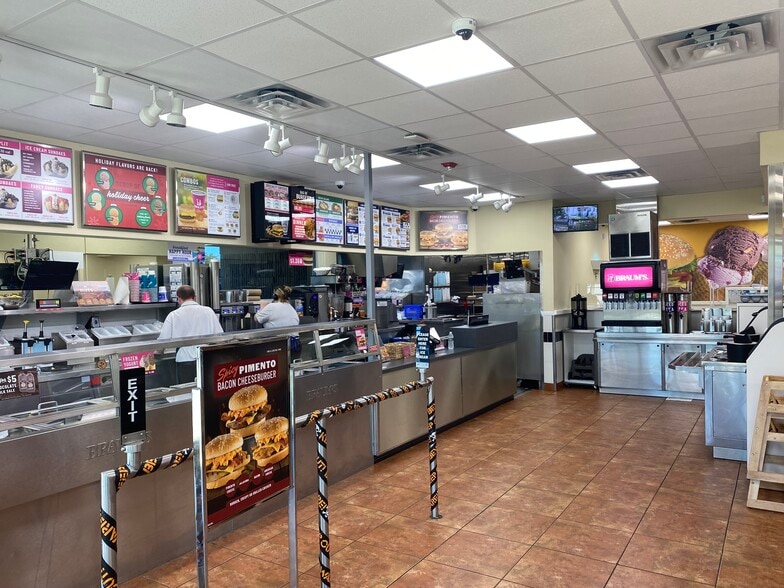 More Photos Of 2615 N Kickapoo Ave, Shawnee Fast Food For Sale