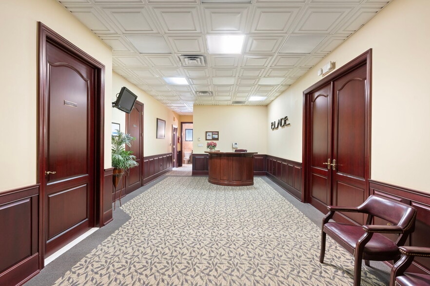 More Photos Of 188 Van Buren St, Staten Island Warehouse For Sale