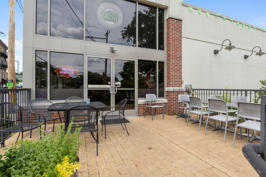 More Photos Of 7909 High School Rd, Elkins Park Restaurant For Sale